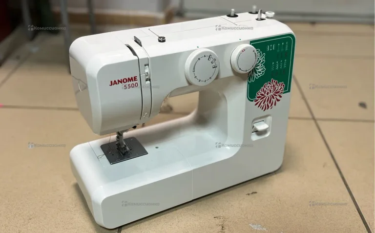 Швейная машина  Janome 5500