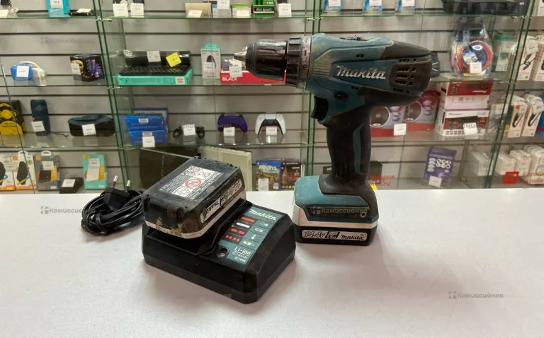 Дрель-шуруповерт makita DF347D