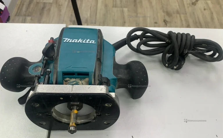 фрезер rp0900 Makita