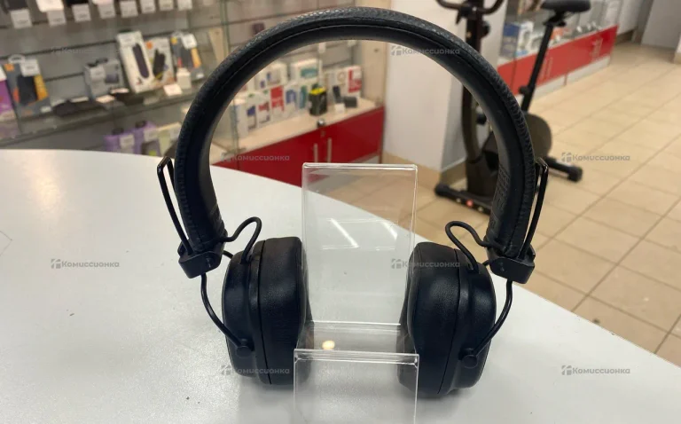 Наушники Marshall Major IV