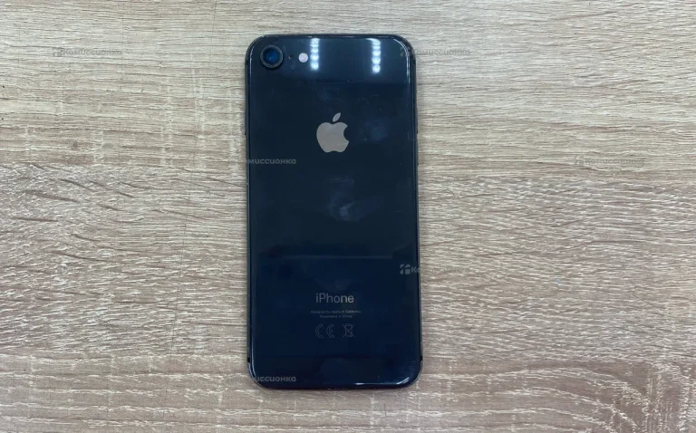Apple iPhone 8  64