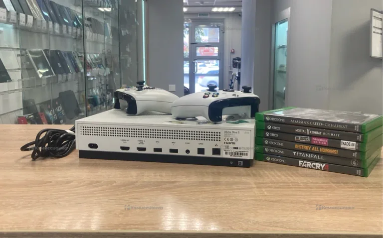 Приставка Xbox Xbox one s с дисководом 500гб