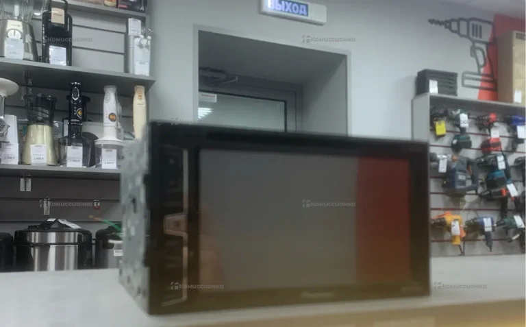 Автомагнитола  pioneer avh-x1800dvd