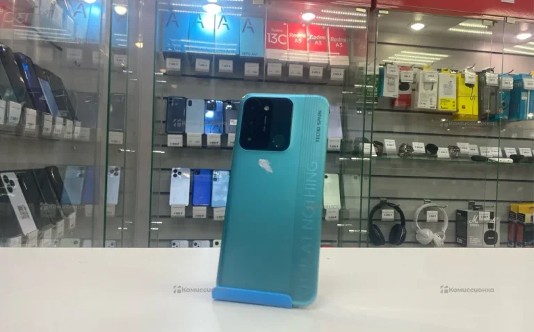 Tecno Spark 8C 64Gb