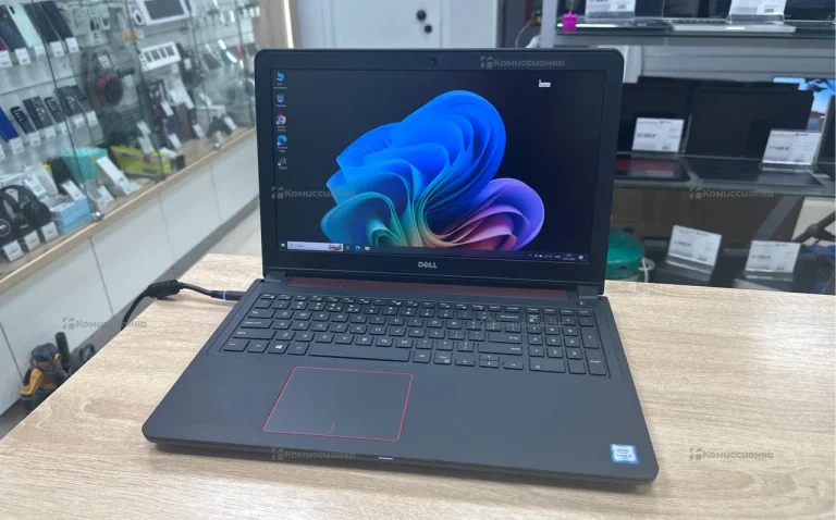 Ноутбук Dell Inspiron 15-5577
