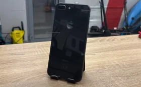 Apple iPhone 8 Plus 3/64 ГБ