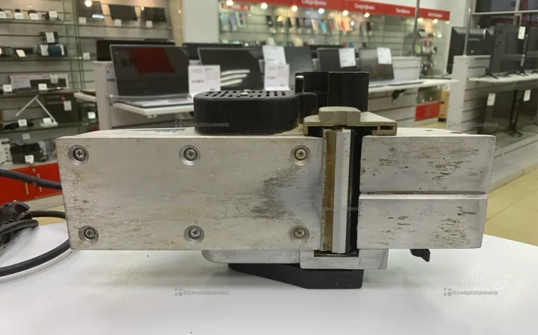 Электрорубанок Интерскол Р-110/1100М