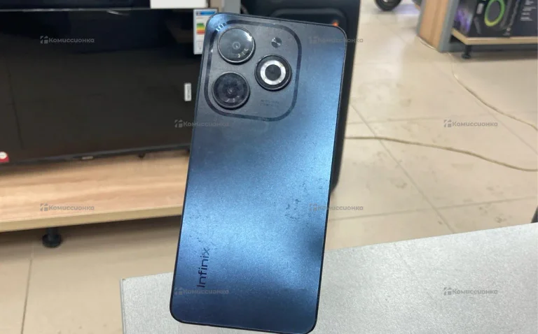Infinix Smart 8 4/128 ГБ