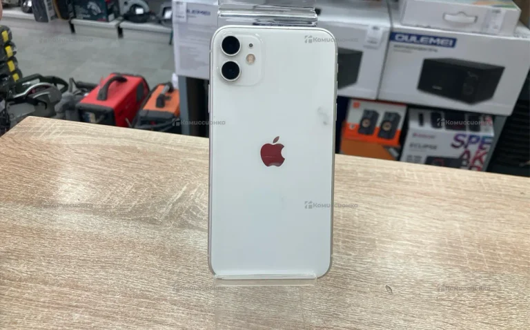 Apple iPhone 11 4/64 ГБ