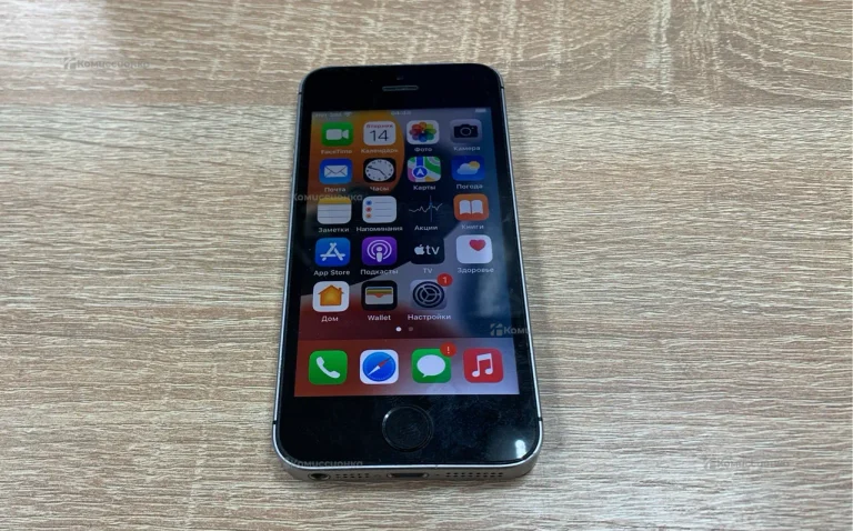 Apple iPhone SE 2/32 ГБ