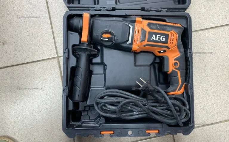 Перфоратор AEG KH 24 IE