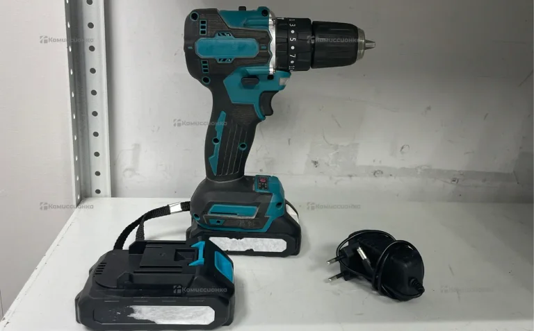 Дрель шуруповерт синий