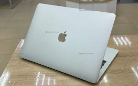 Ноутбук  MacBook Pro 13-inch 2017