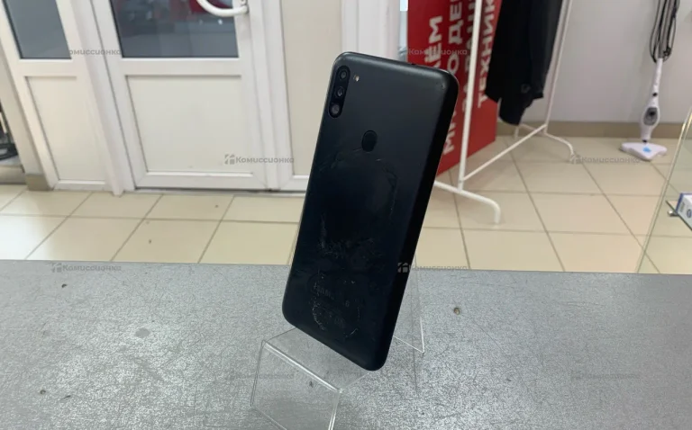 Samsung Galaxy M11 3/32 ГБ