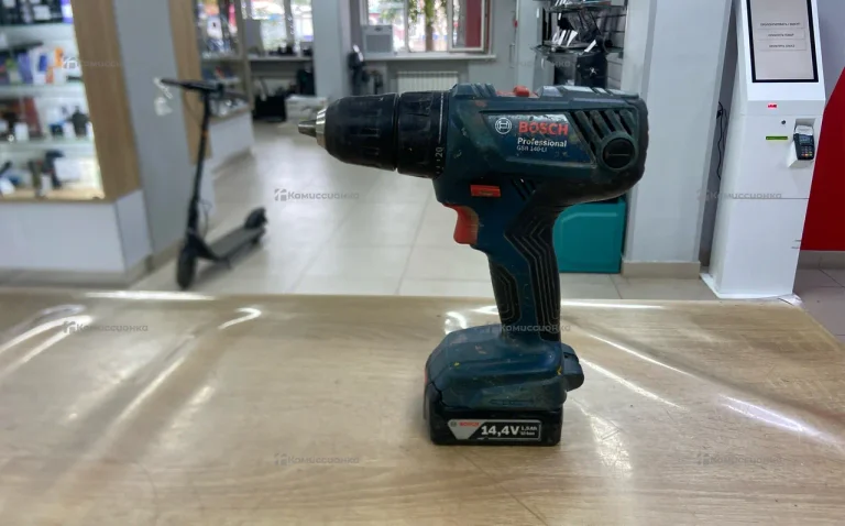 Дрель-шуруповерт Bosch GSR 140-LI