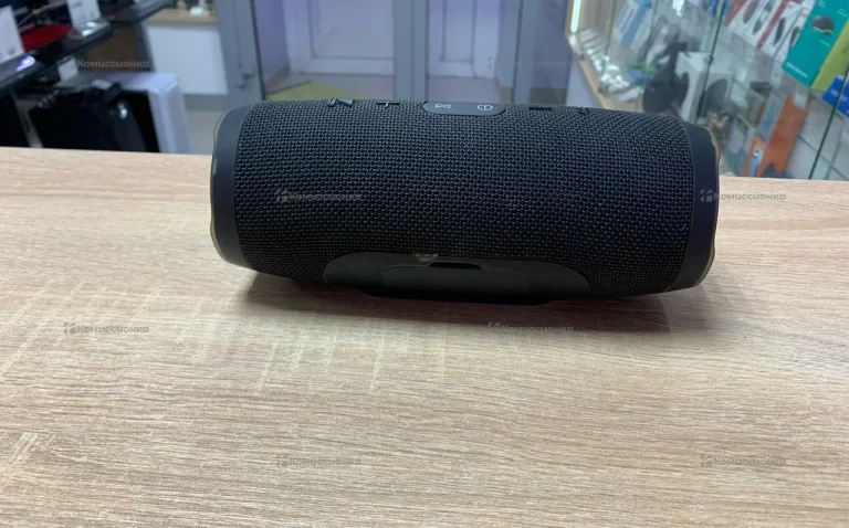 Колонка  JBL CHARGE 3