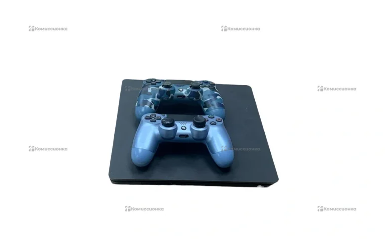Приставка PS4 slim