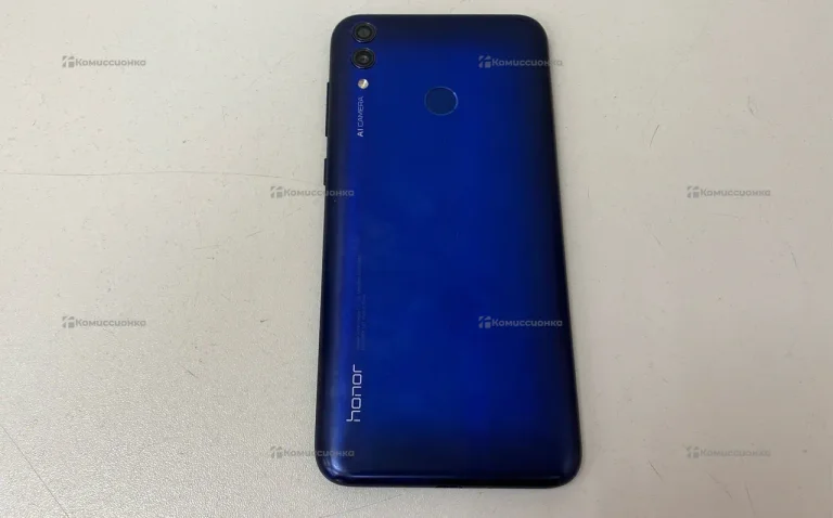 Honor 8C 3/32 ГБ