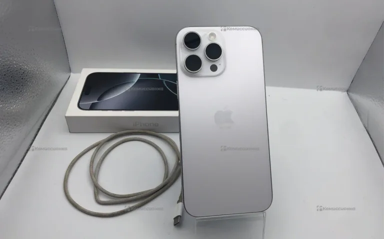 Apple iPhone 16 Pro Max 8/256 ГБ