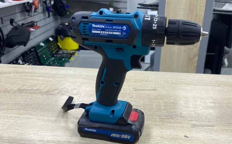 шуруповерт Makita реплика 26v