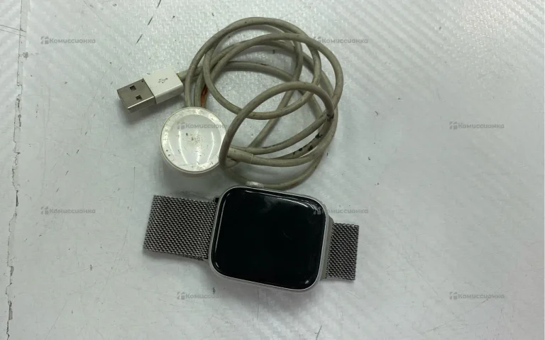 Часы  Apple Watch 5 44mm