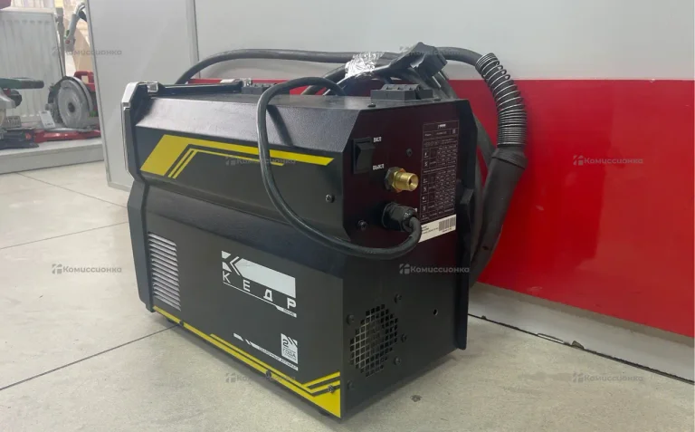 Сварочный аппарат кедр ULTRAMIG 220