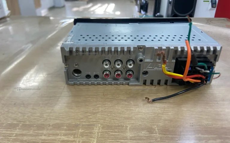 Автомагнитола Aura AMH-78DSP