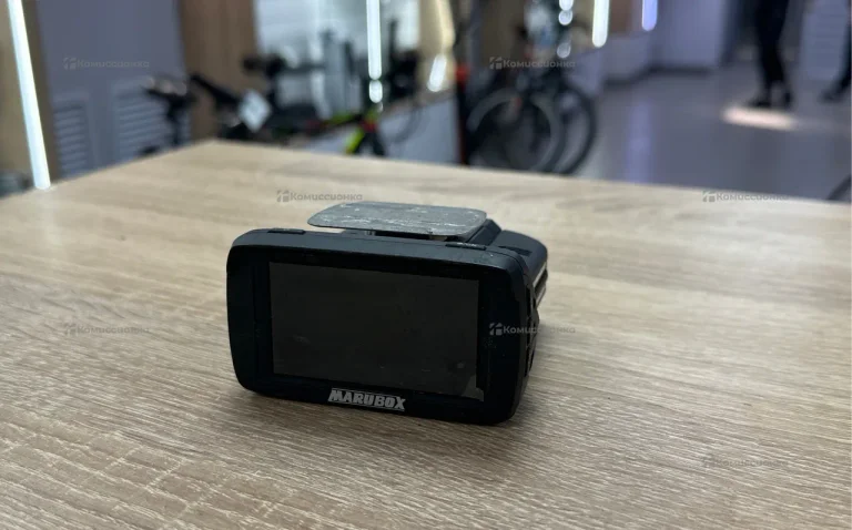 Видеорегистратор  marubox m600r