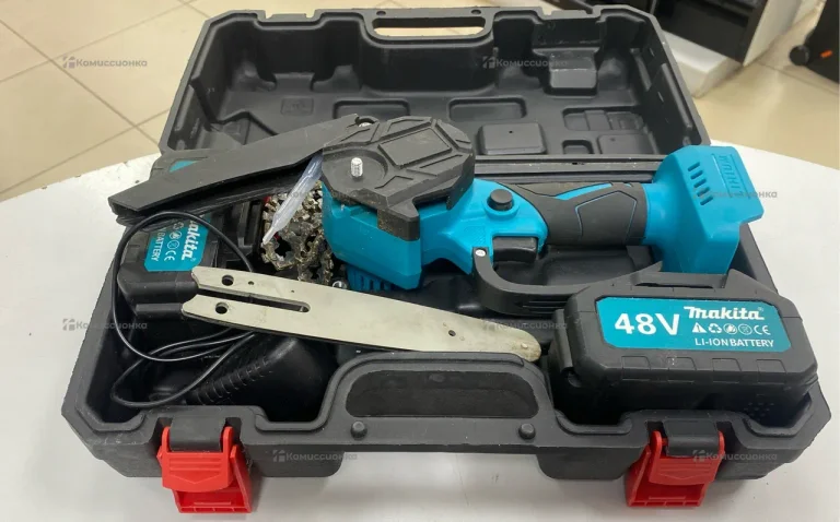 Аккумуляторная пила Makita 48V