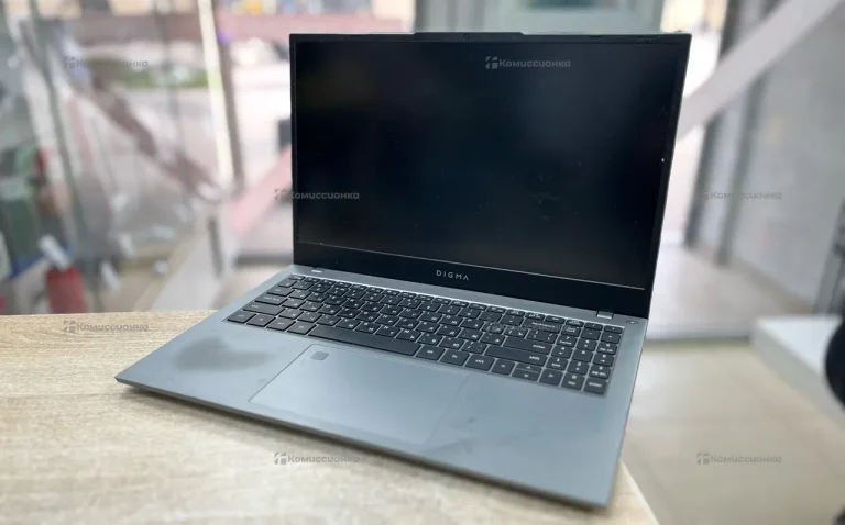 Ноутбук Digma PRO Fortis M