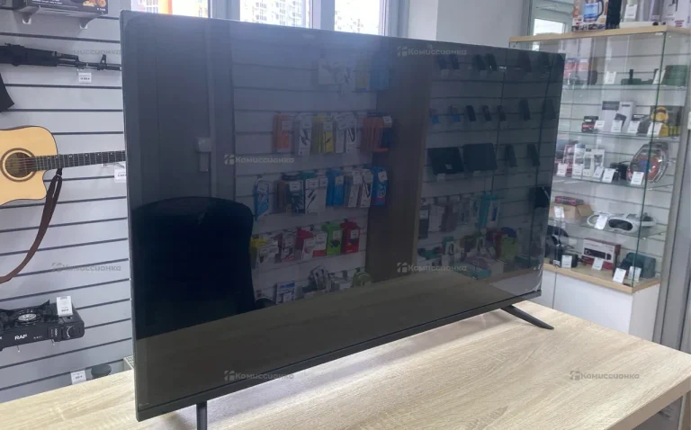 Телевизор SMART TV. Q90 45s
