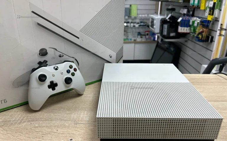 Приставка Xbox One S 500 ГБ