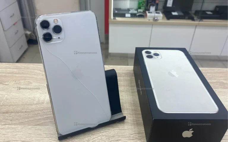 Apple iPhone 11 Pro Max 4/64 ГБ