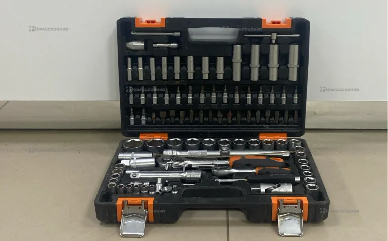 Набор инструментов Вихрь 94 предметов