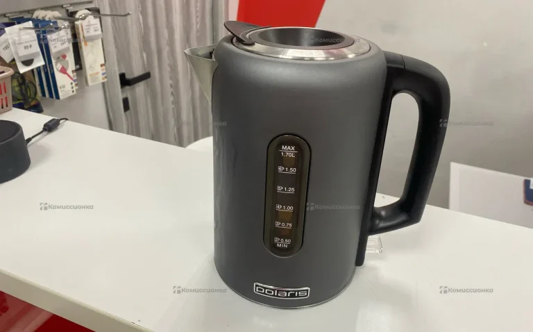 Чайник Polaris