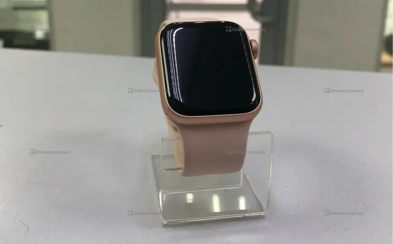 Часы Apple Watch SE 40mm (1gen)