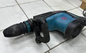 Отбойный молоток makita HM1203C