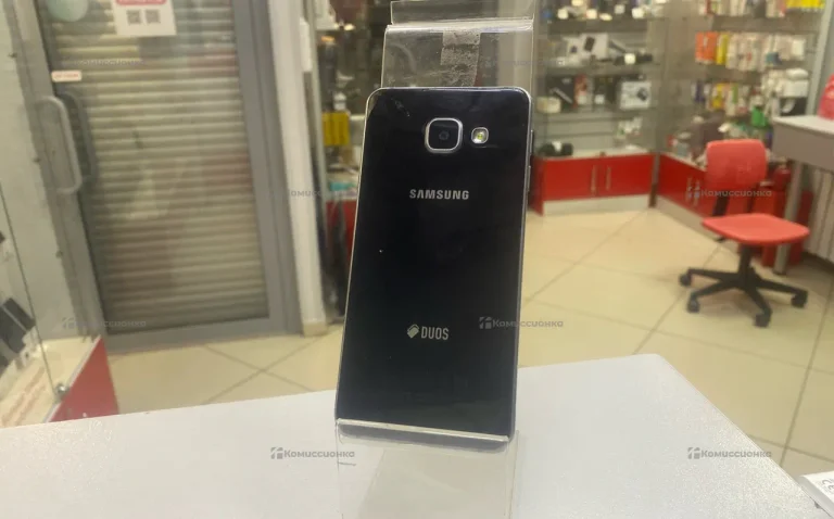 Samsung Galaxy A3 1/16 ГБ