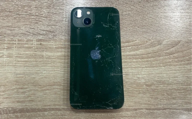 Apple iPhone 13 4/128 ГБ