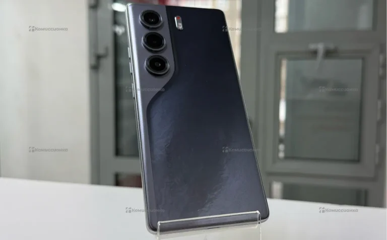 Tecno Camon 40 8/256 ГБ