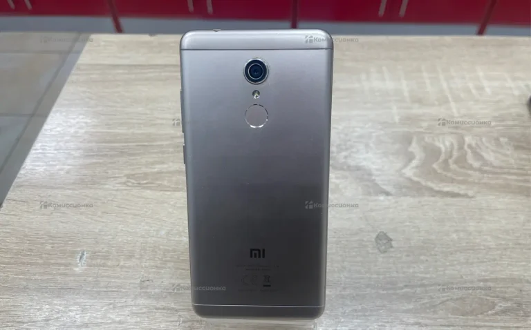 Xiaomi Redmi 5 4/32 ГБ