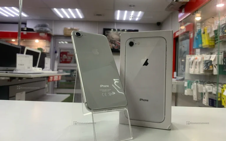 Apple iPhone 8 64 ГБ