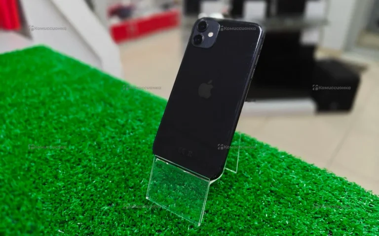 Apple iPhone 11 4/128 ГБ