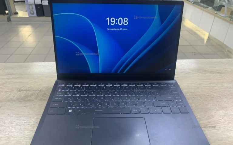 Ноутбук  MSi 14 b11mou