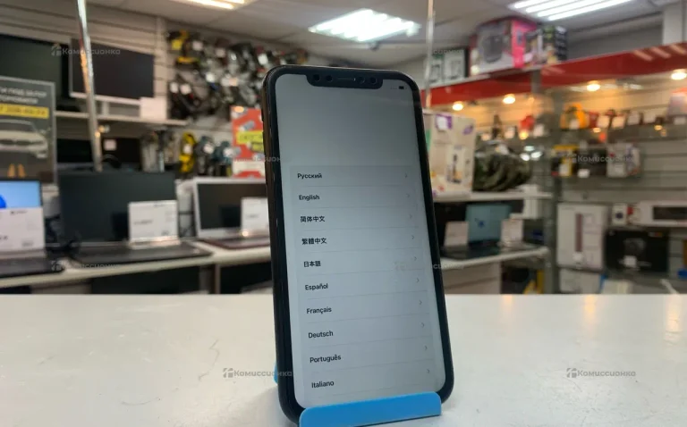 Apple iPhone XR 3/64 ГБ