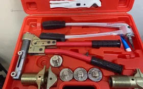 Купить Ручной инструмент для прессовки труб Рехау б/у , в Москва и область Цена:10990рублей