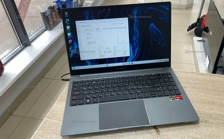 Ноутбук  Digma Pro Sprint M