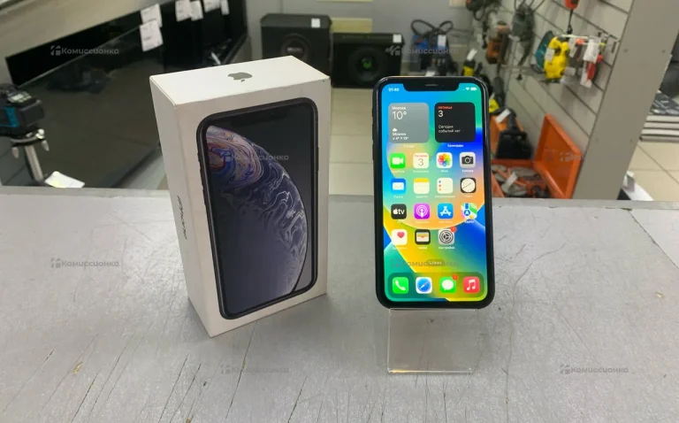 Apple iPhone 11 4/64 ГБ