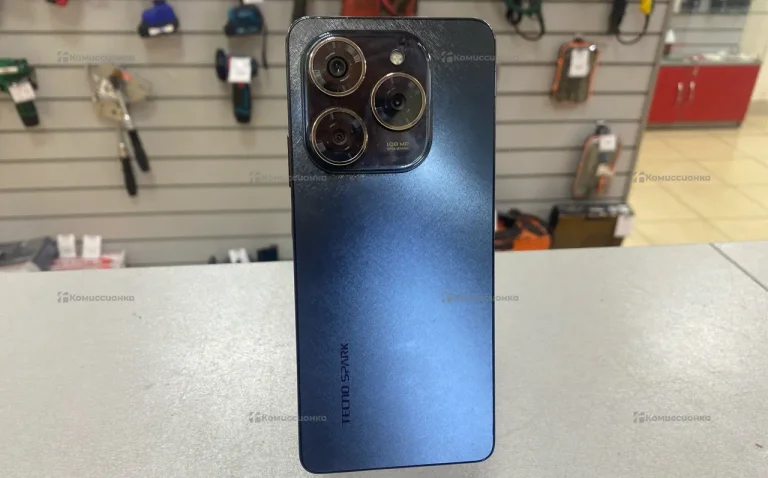 Tecno Spark 20 Pro 12/256 ГБ Гнутый
