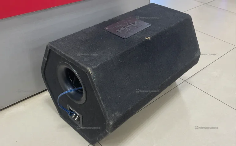 Сабвуфер   Sony xplod 1350w